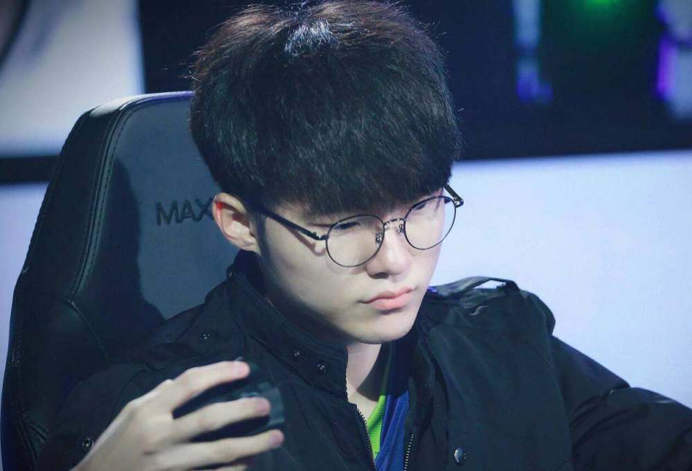 争激烈的战 争激烈的战