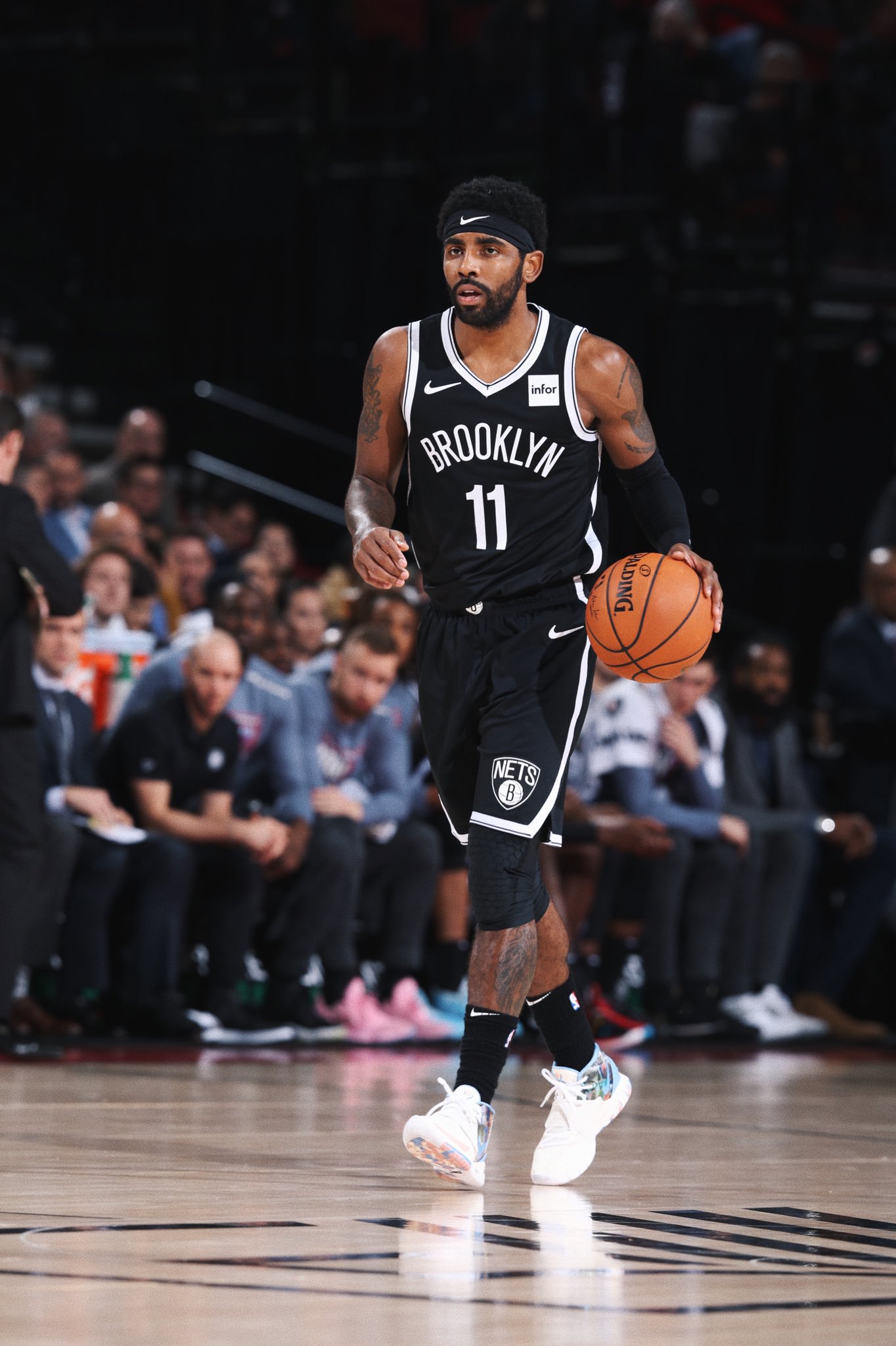 斯奋力反击 斯奋力反击